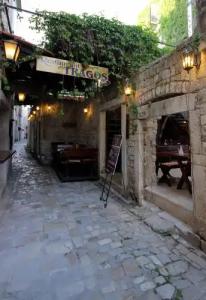 Heritage Tragos - 38