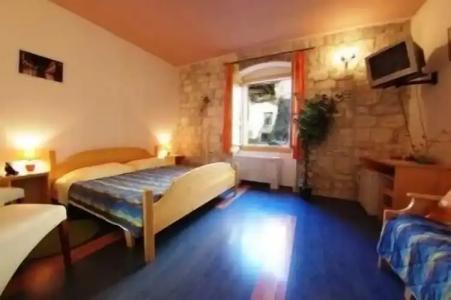 Heritage Tragos - 36