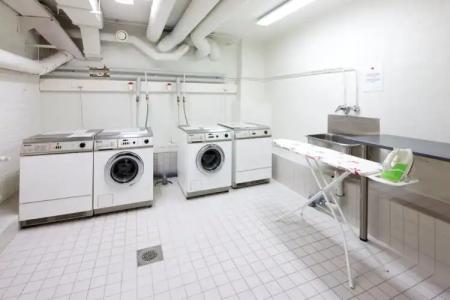 Hellsten Helsinki Parliament - 16