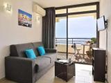 Apartment with balcony and with sea view
