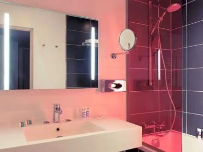 Mercure Annecy Centre - 137