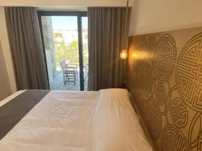 Hôtel Hélios - 108