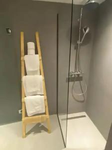 Hôtel Hélios - 112