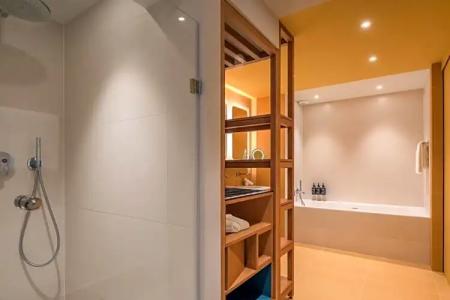 Radisson Blu 1835, Cannes - 109