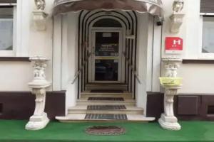 Hotel Lutetia, Cannes