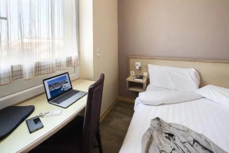 Hôtel L'Estérel - - 2