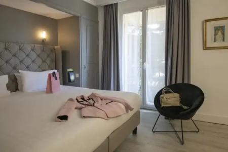 GOLDEN TULIP CANNES de PARIS - 201