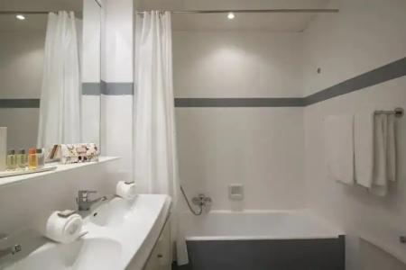 GOLDEN TULIP CANNES de PARIS - 221