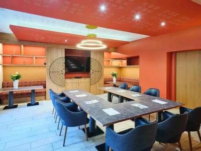 Mercure Chartres Cathedrale - 49