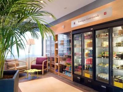 Novotel Suites Clermont Ferrand Polydome - 13