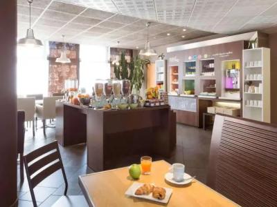 Novotel Suites Clermont Ferrand Polydome - 11