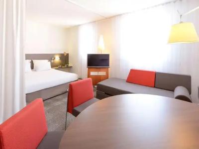 Novotel Suites Clermont Ferrand Polydome - 30