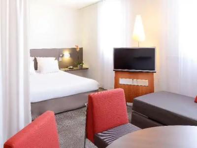 Novotel Suites Clermont Ferrand Polydome - 52