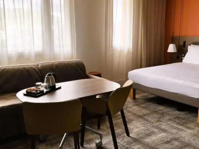Novotel Suites Clermont Ferrand Polydome - 29