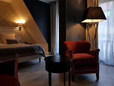 Le Trophée By M Hôtel Spa - 64