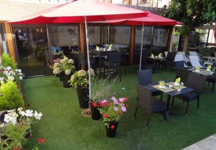 Le Trophée By M Hôtel Spa - 32