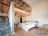 Premium Family Duplex Suite with lake view