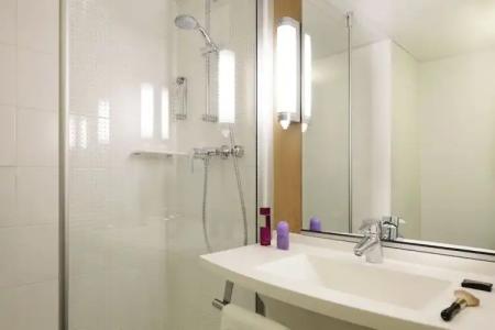 Ibis Hyères Centre - 49