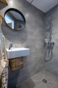 Hôtel Almanarre Plage - Hôtel Eco-Responsable Face à la Mer - 29