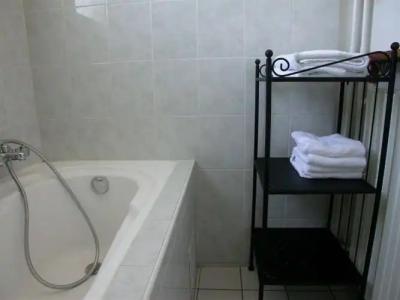 Hôtel Almanarre Plage - Hôtel Eco-Responsable Face à la Mer - 7