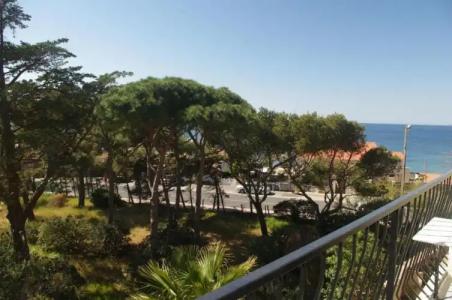 Hôtel Almanarre Plage - Hôtel Eco-Responsable Face à la Mer - 36