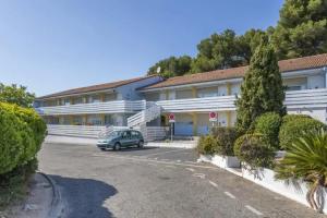 Campanile NATURE - Marseille Saint-Antoine, Marseille