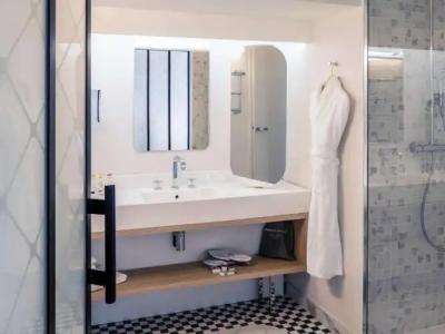 Hôtel Mercure Nantes Centre Gare - 77