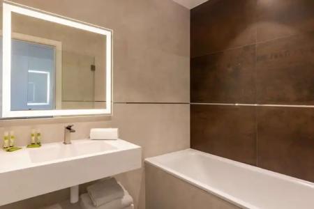 Apollinaire Nice - 44