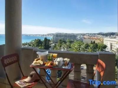 Albert 1'er Nice, France - 179