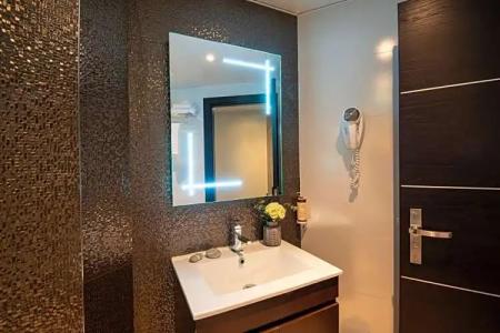 Albert 1'er Nice, France - 129