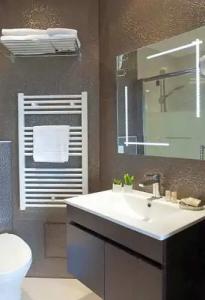 Albert 1'er Nice, France - 86