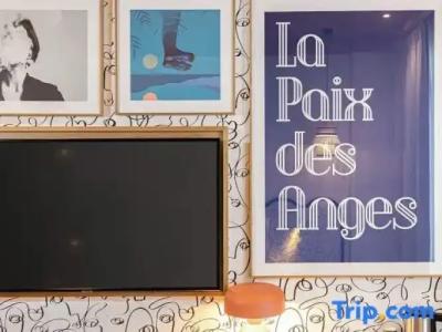 Albert 1'er Nice, France - 169