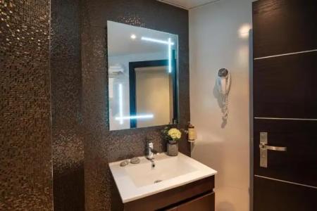 Albert 1'er Nice, France - 103