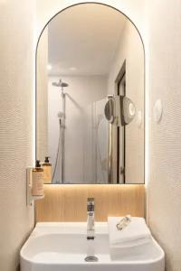 Albert 1'er Nice, France - 71