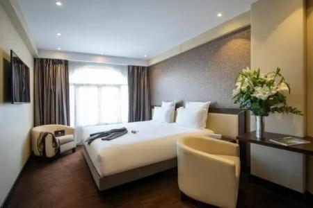 Albert 1'er Nice, France - 106