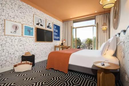 Albert 1'er Nice, France - 77