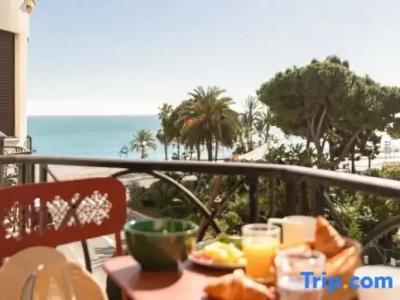 Albert 1'er Nice, France - 178