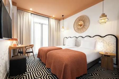 Albert 1'er Nice, France - 166