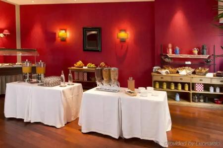 Holiday Inn NICE by IHG - 18