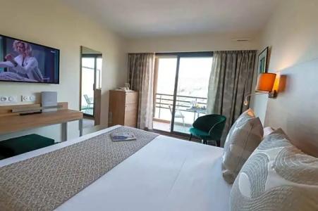 Servotel Saint-Vincent - 83