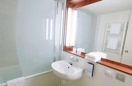 Campanile Orleans - La Source - 33