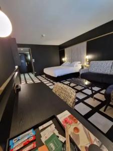 Mercure Orléans Centre Bords de Loire - 88