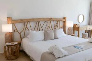 Le Roi Théodore, Porto-Vecchio