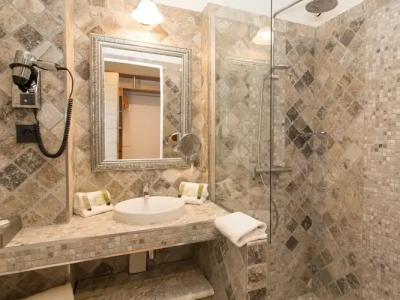 Le Roi Théodore - 6