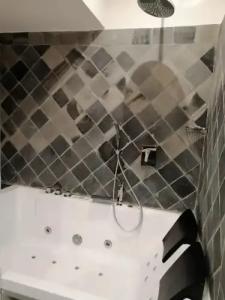 Le Roi Théodore - 49