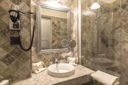 Le Roi Théodore - 8