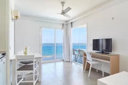 Nereida Aparthotel - 81