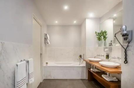 Château Belmont Tours by The Crest Collection - 73