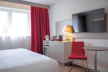 Mercure Tours Nord - 76