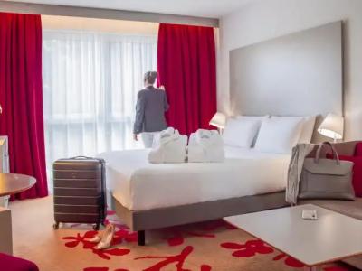 Mercure Tours Nord - 77